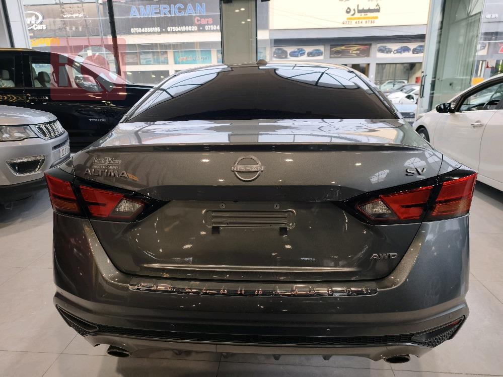 نيسان ألتيما